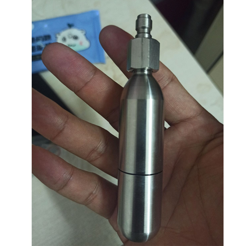 Mini cartuccia di Co2 adattato - Wine Beer And Liquor recensione e prezzo