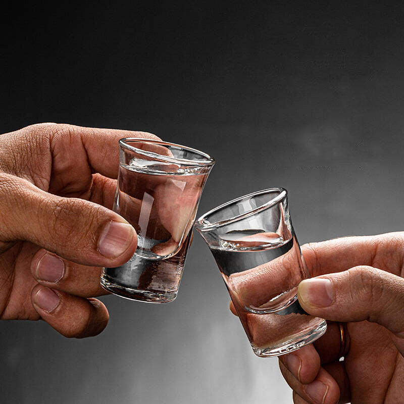 Bicchierini da 10ml/15ml per B - Wine Beer Spirit recensione e prezzo
